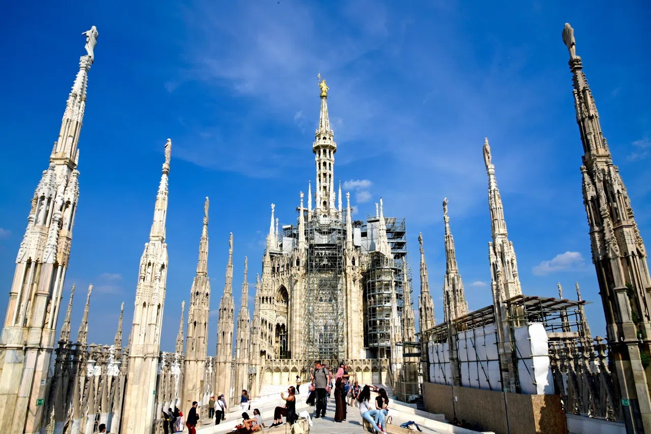 Above the Spires: Milan's Rooftop Season