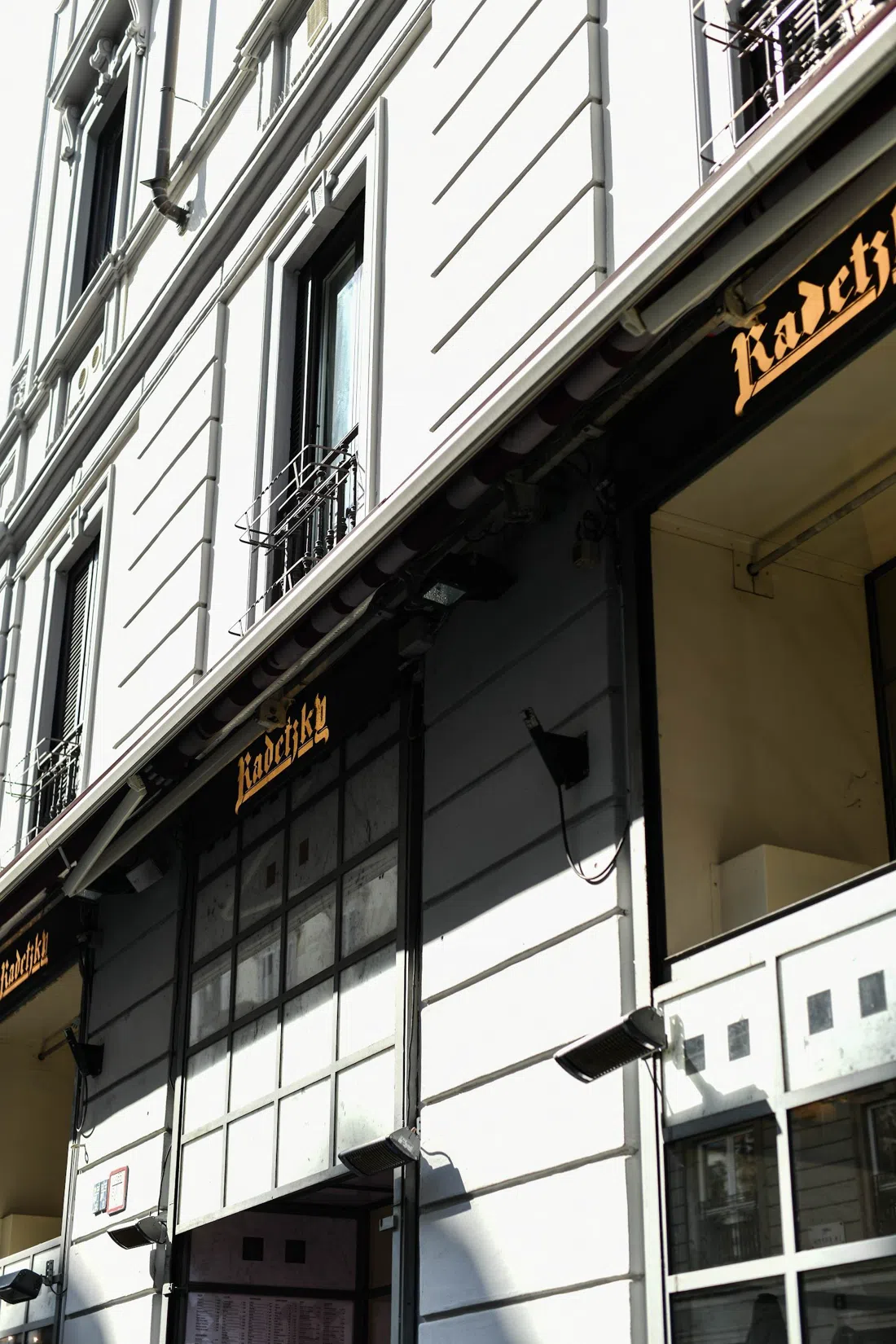 Radetzky Café, Milan