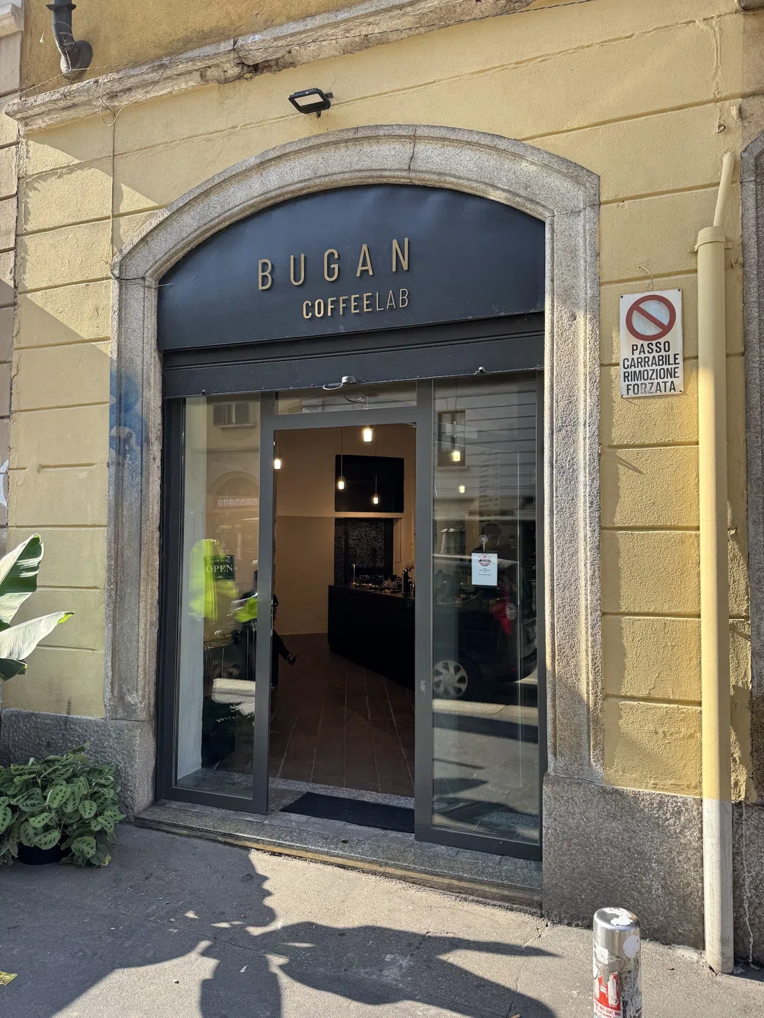 Bugan Coffee Lab, Milan