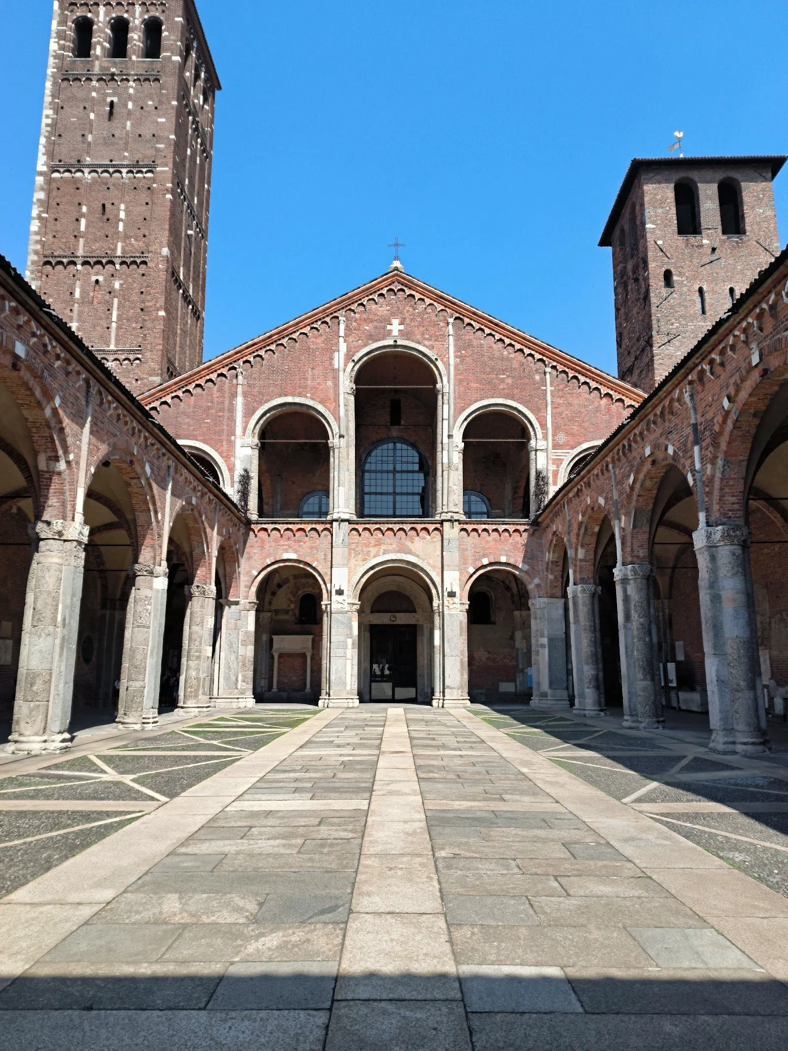 Basilica di Sant'Ambrogio, Milano