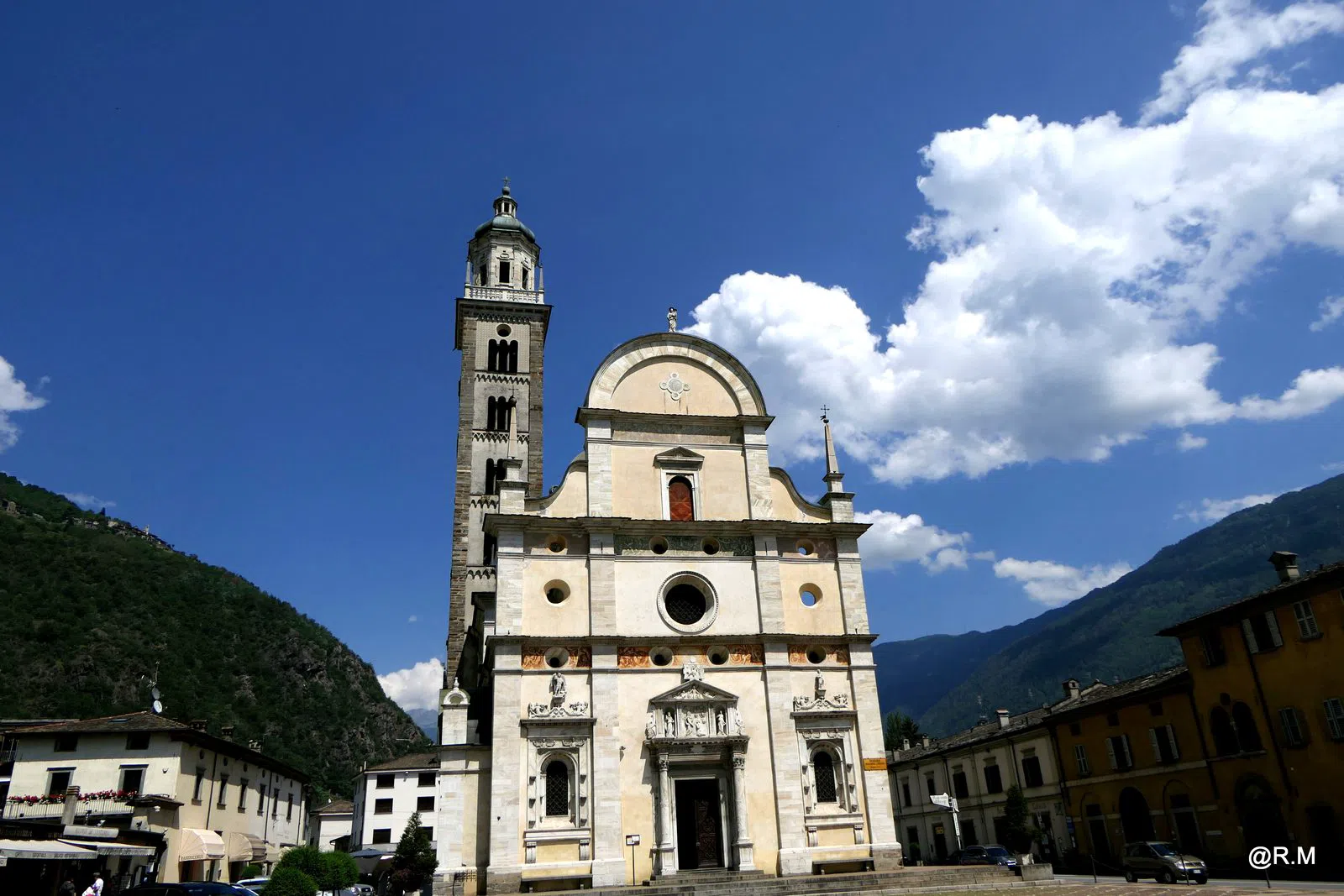 Santuario della Madonna di Tirano, Milan